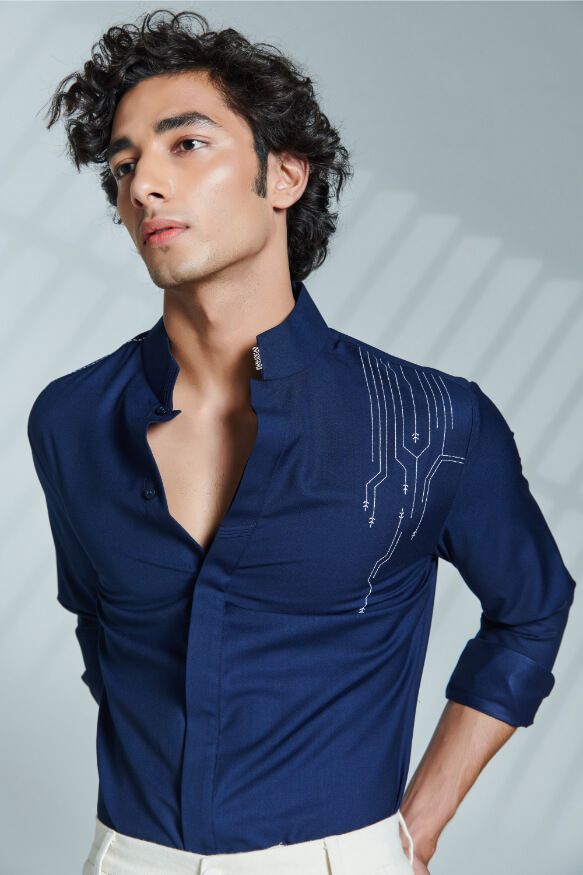 Navy Shirt With Thread Detailing
