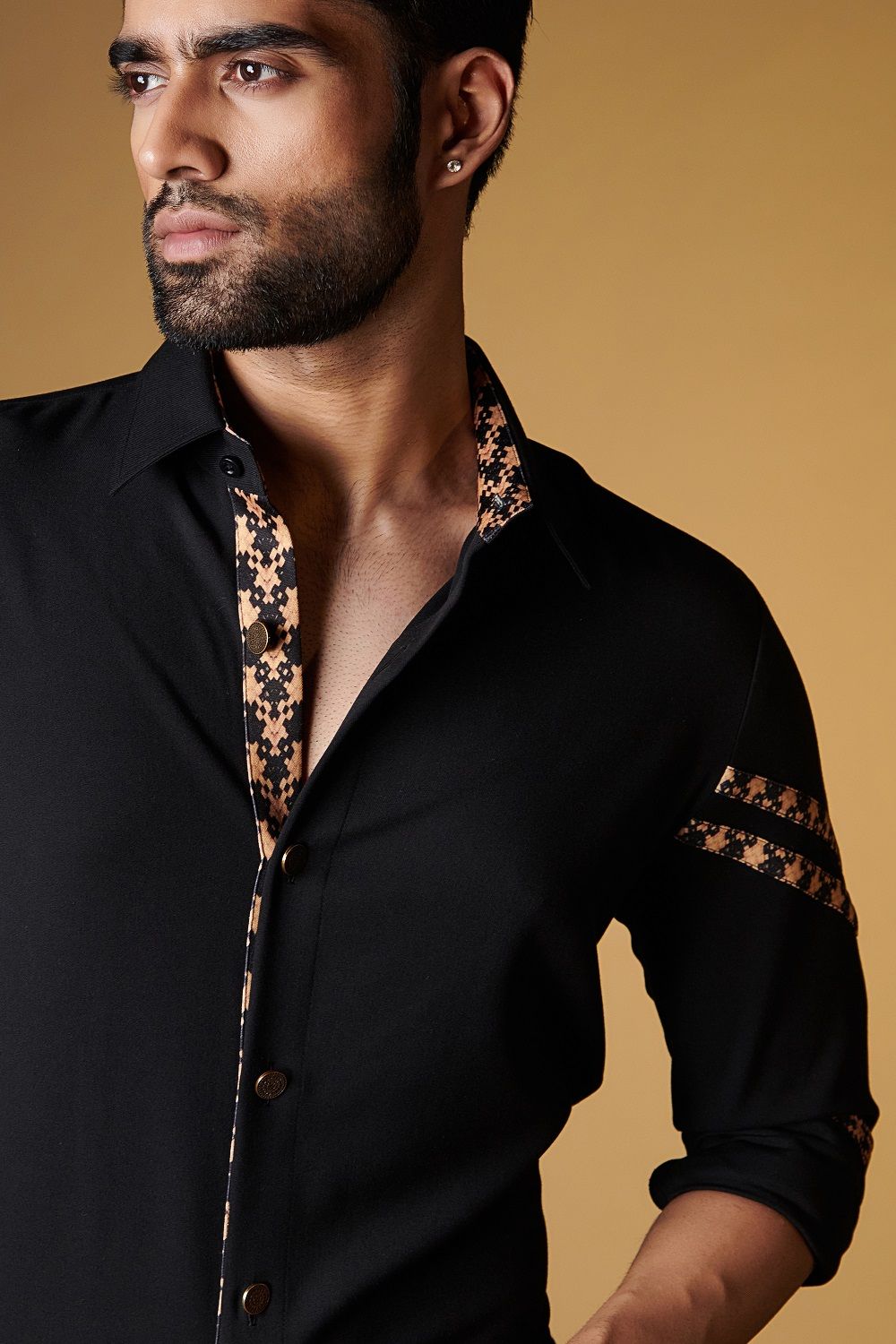 Classic Shirt With Printed Concealed Placket