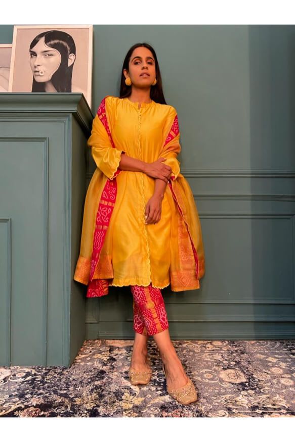 Chanderi Kurta With Beautiful Lotus Embroidered Motifs And Gharchola Pants 
