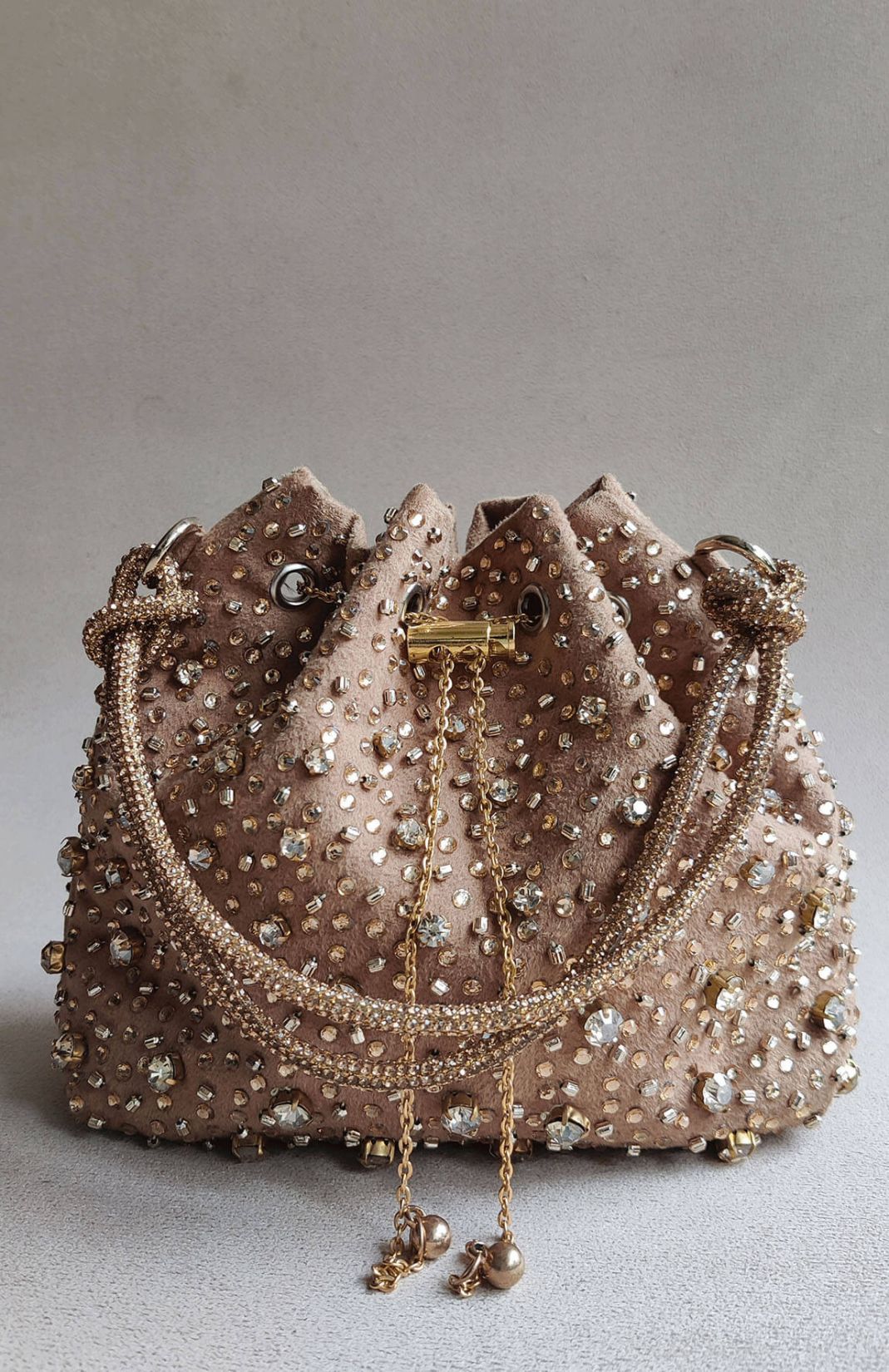 The Starry Bucket Bag In Gold