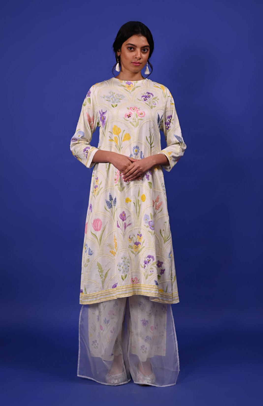 Printed Kurta With Embroidery Detailing